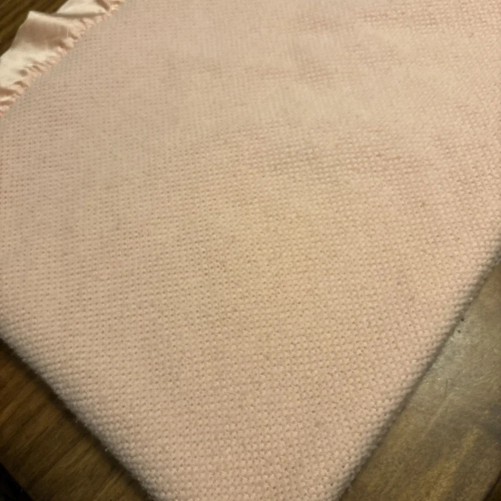 VTG Pink‎ Waffle Weave Acrylic Blanket Satin Trim Full 68